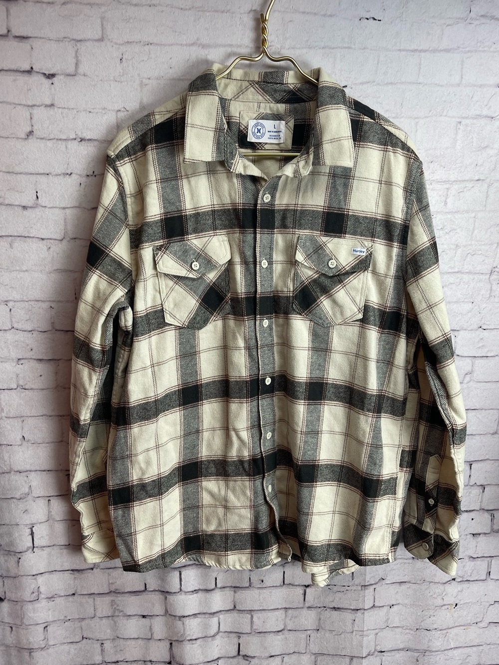 Hurley Mens size large cream and brown plaid flannel shirt long sleeve